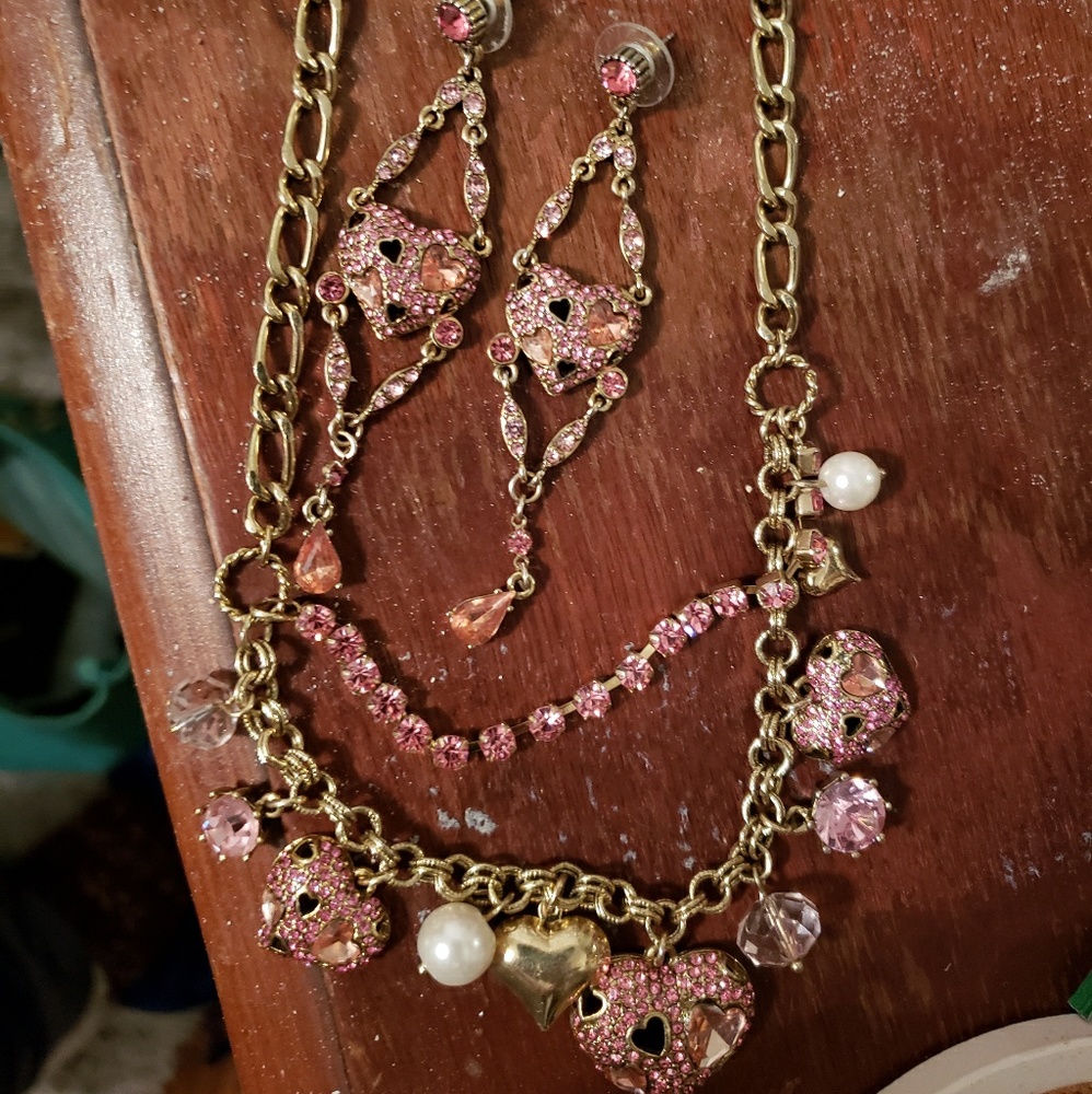 Betsey Johnson necklace and matching earrings